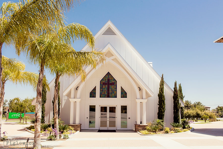 The Newland Barn Orange County Wedding Tawny Luke Figlewicz