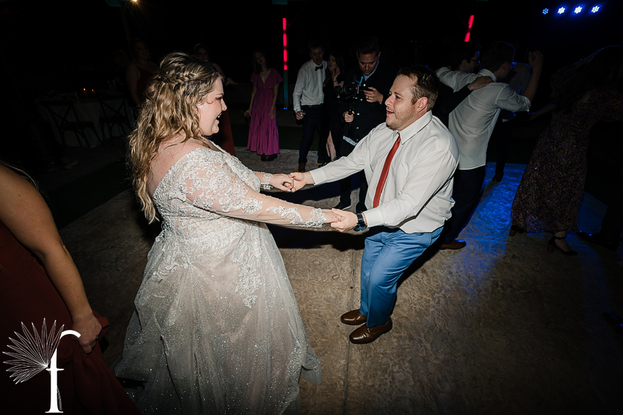 Maravilla Gardens Wedding | Emily & Joe