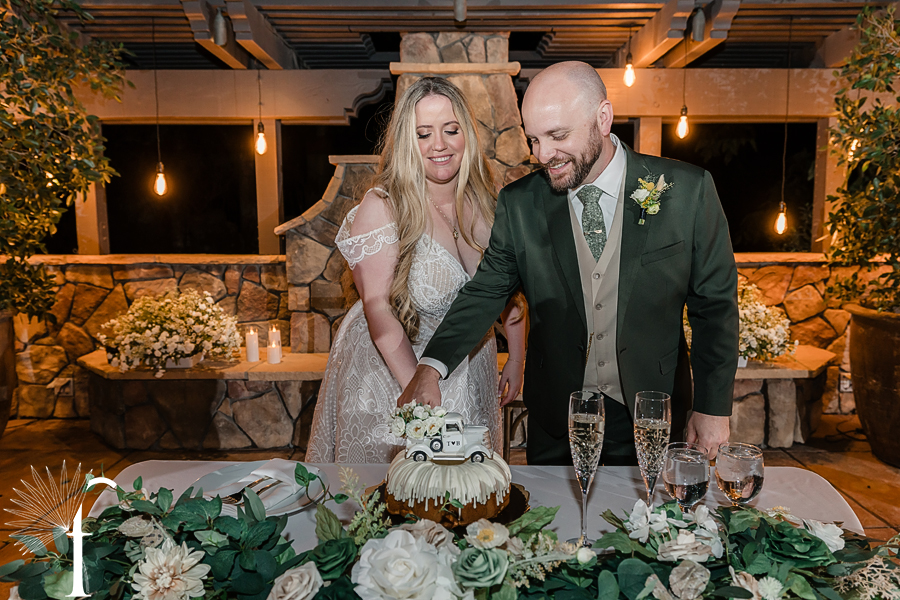 Walnut Grove Wedding | Theresa & Brian 