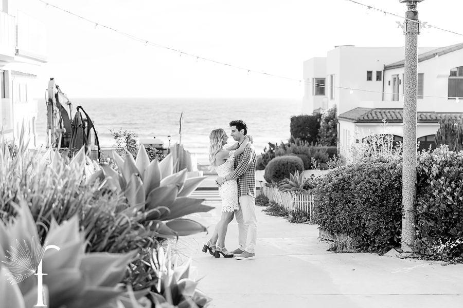 Manhattan Beach Engagement Session | Taylor & Marco 