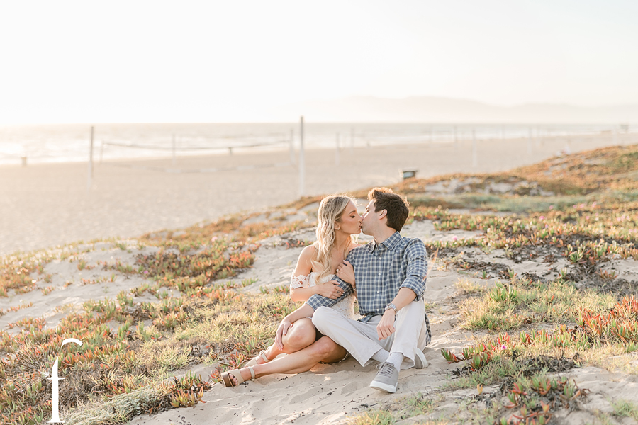 Manhattan Beach Engagement Session | Taylor & Marco 
