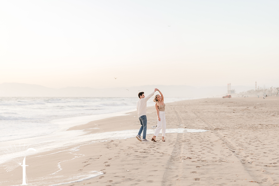 Manhattan Beach Engagement Session | Taylor & Marco 