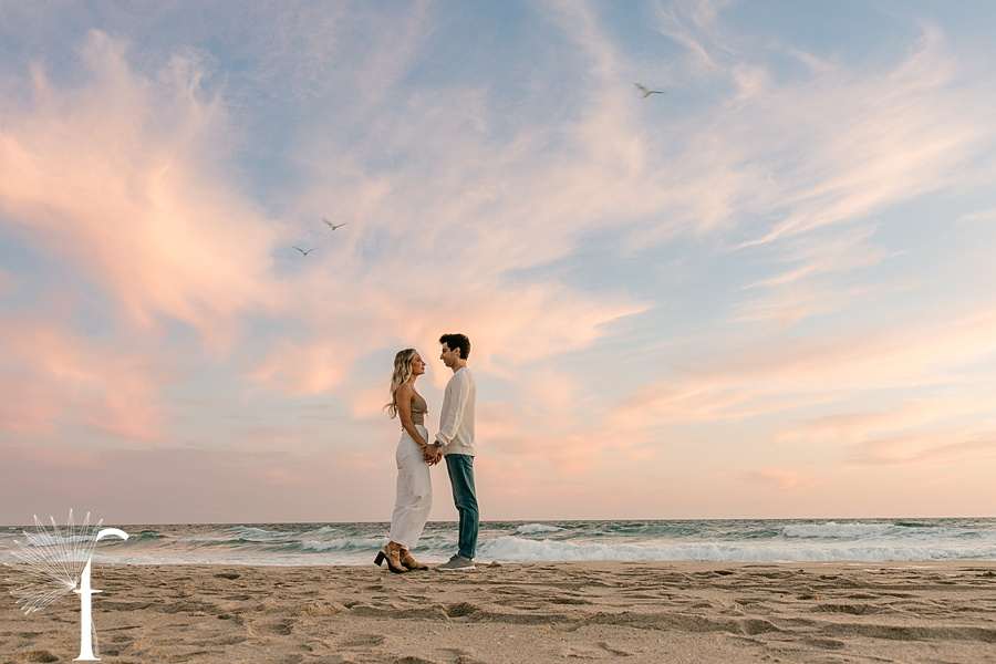 Manhattan Beach Engagement Session | Taylor & Marco 