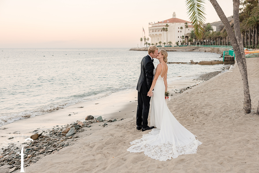 Descanso Beach Club, Catalina Island | Nicole & Jonah