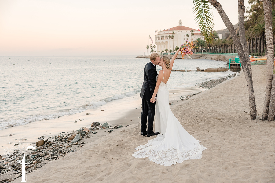Descanso Beach Club, Catalina Island | Nicole & Jonah