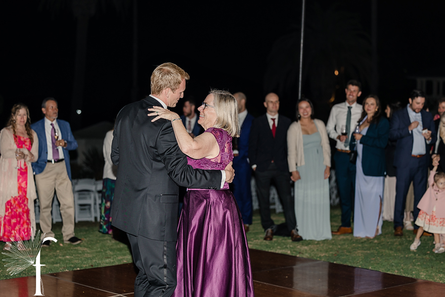 Descanso Beach Club, Catalina Island | Nicole & Jonah