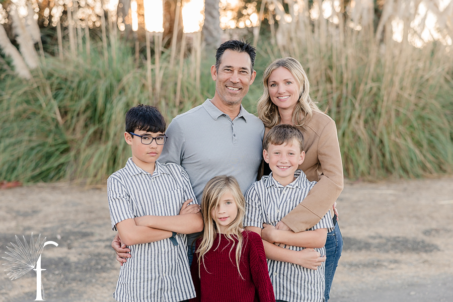 Lunada Bay Cliffs Family Portraits | Taylor Family 