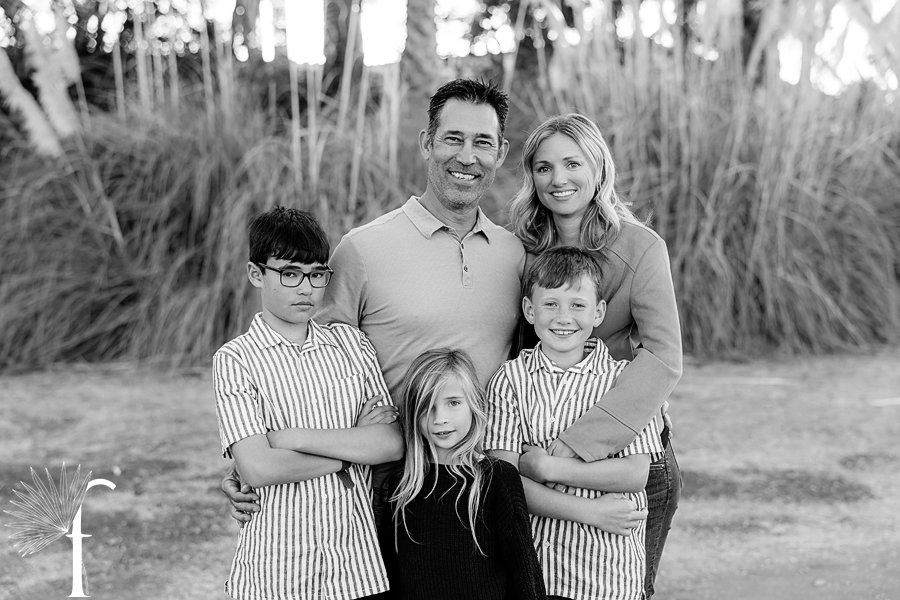 Lunada Bay Cliffs Family Portraits | Taylor Family 