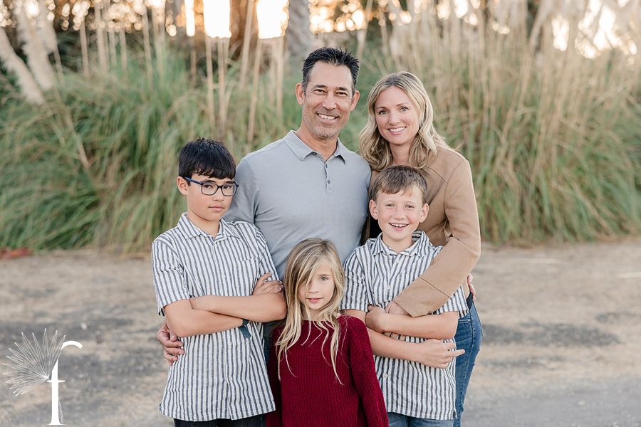 Lunada Bay Cliffs Family Portraits | Taylor Family 