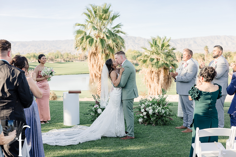 Dessert Willow Golf Resort Wedding | Valeria & Matthew