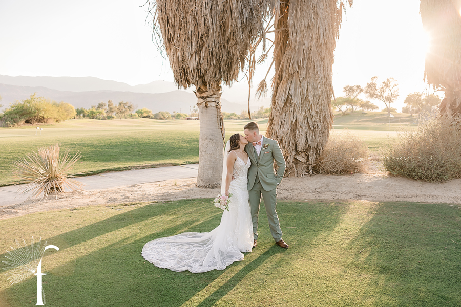 Dessert Willow Golf Resort Wedding | Valeria & Matthew