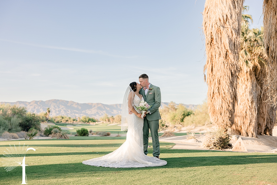 Dessert Willow Golf Resort Wedding | Valeria & Matthew