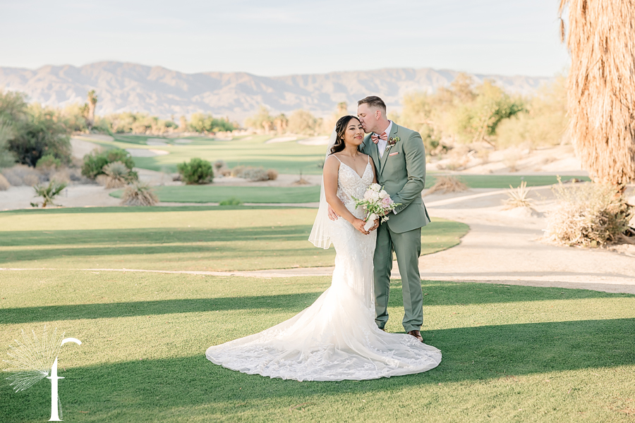Dessert Willow Golf Resort Wedding | Valeria & Matthew