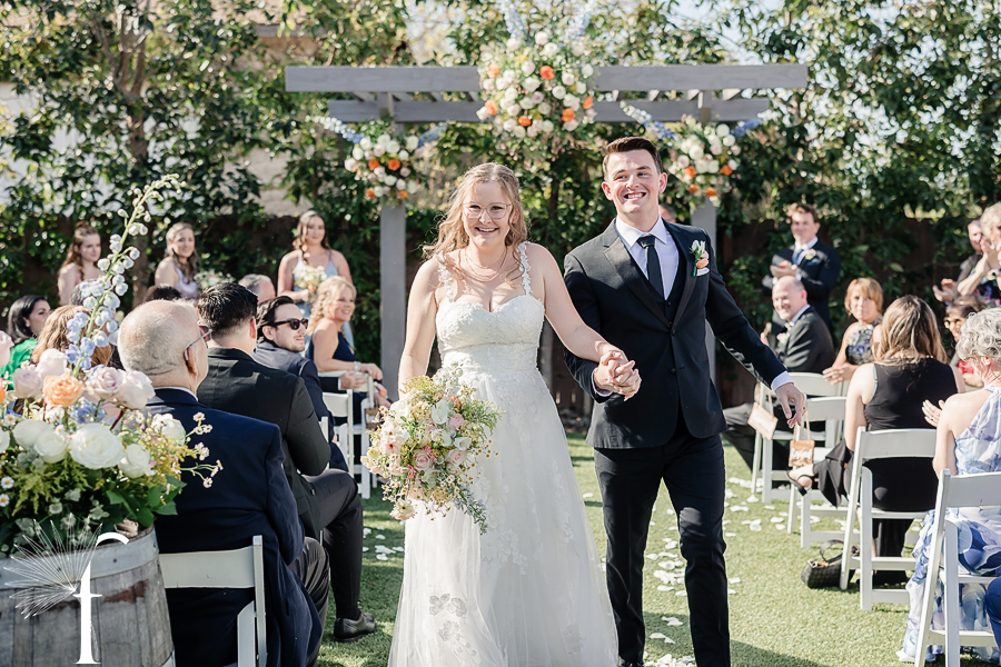 Forgotten Barrel Winery Wedding | Shelby & Jacob 