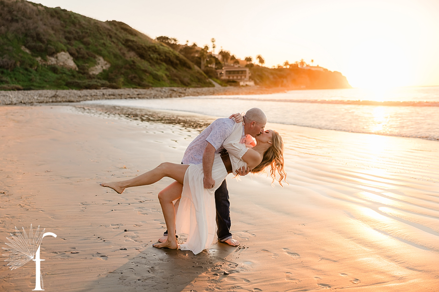 Palos Verdes Beach Engagement | Savannah & Burt 