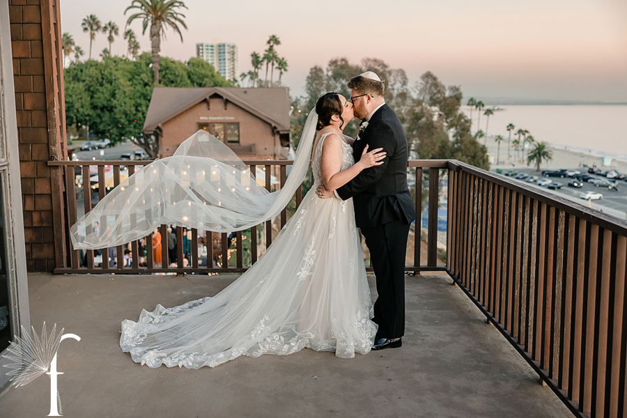 Long Beach Museum of Art Wedding | Angie & Ellis
