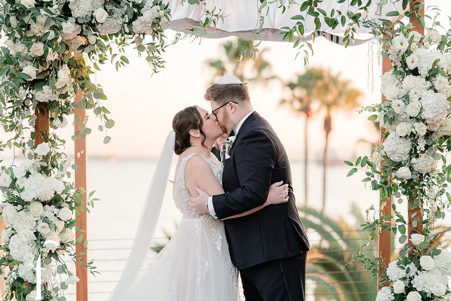 Long Beach Museum of Art Wedding | Angie & Ellis
