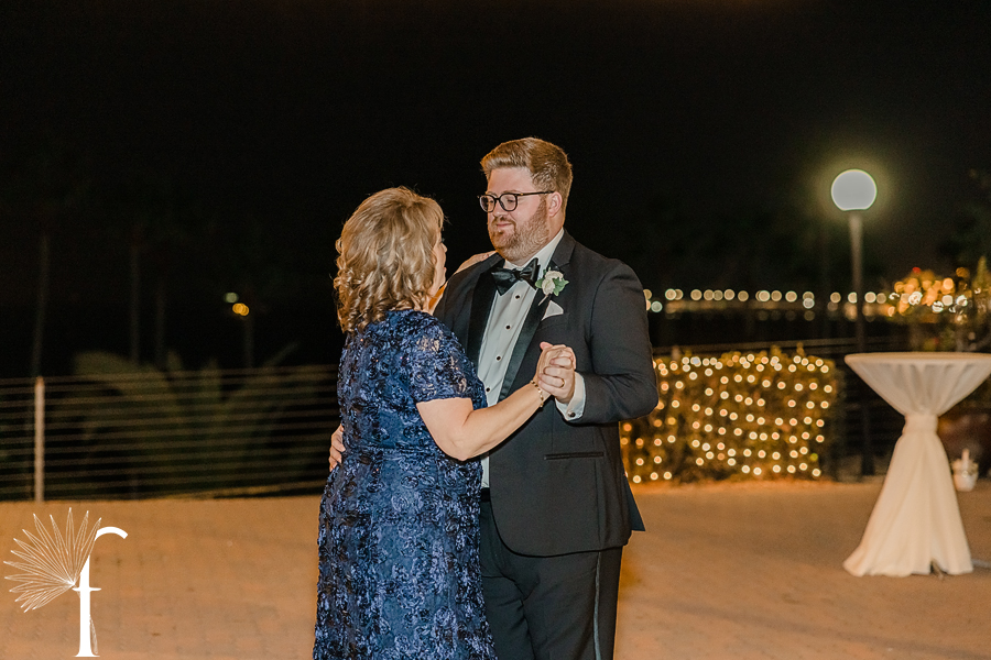 Long Beach Museum of Art Wedding | Angie & Ellis