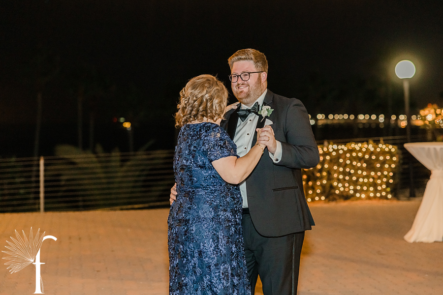 Long Beach Museum of Art Wedding | Angie & Ellis