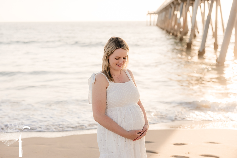 Hermosa Beach Maternity Portraits | Audrey & Rob