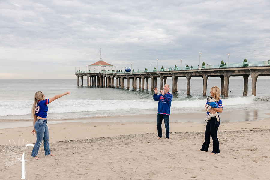 Manhattan Beach Pier Family Portraits | Wood Family 
