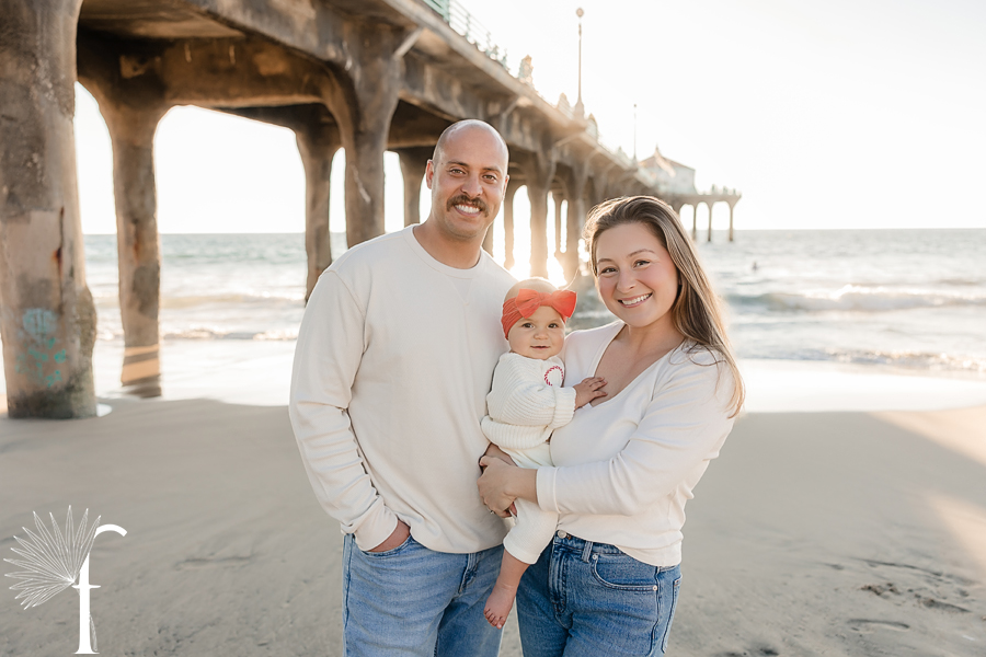 Manhattan Beach Family Holiday Portraits | Justine & Dillon