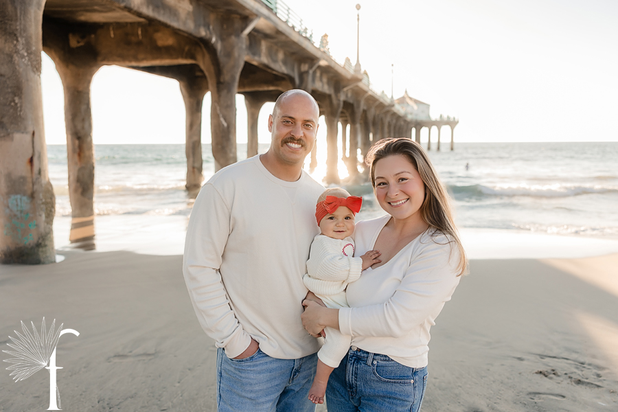 Manhattan Beach Family Holiday Portraits | Justine & Dillon