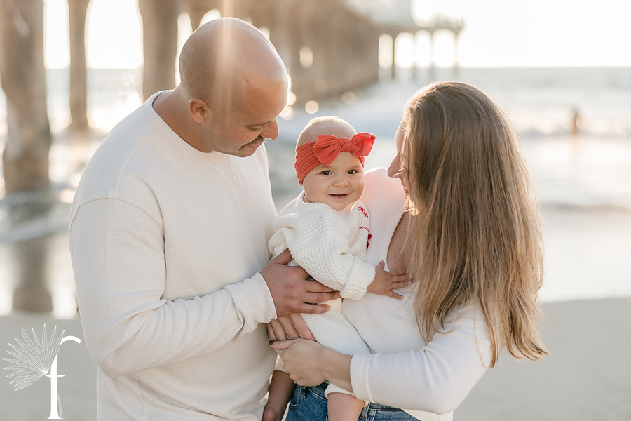 Manhattan Beach Family Holiday Portraits | Justine & Dillon