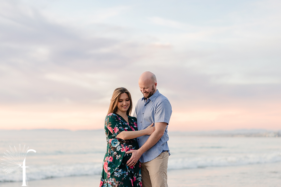 PV Beach Maternity | Jenny & Story 