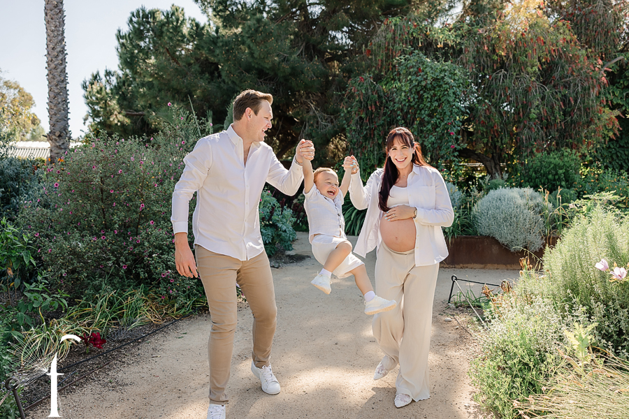 South Coast Botanic Garden Gender Reveal Portraits | Howe Family 