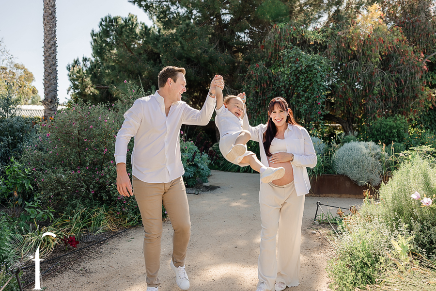 South Coast Botanic Garden Gender Reveal Portraits | Howe Family 