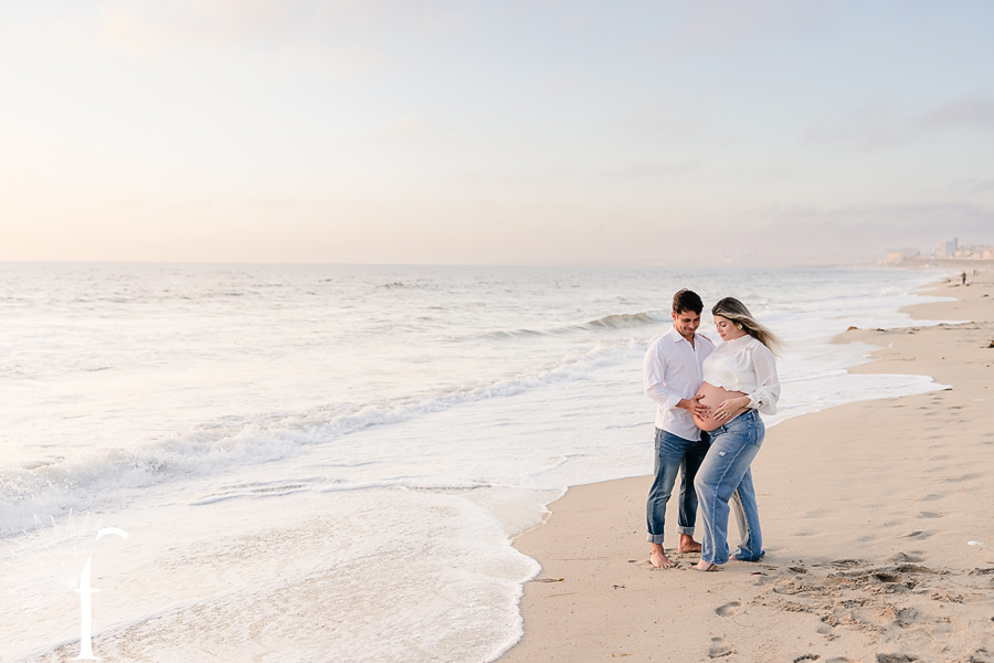 Torrance Beach Maternity | Tati & David 