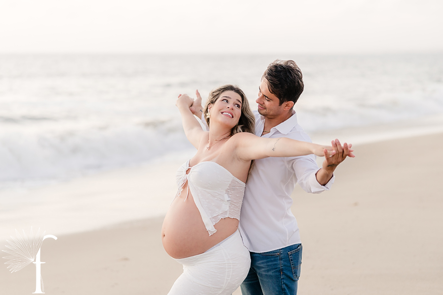 Torrance Beach Maternity | Tati & David 