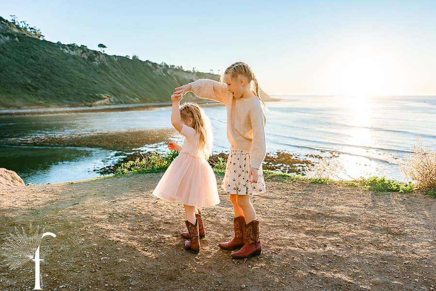 Palos Verdes Bluff Cove Family Portraits | Till Family 