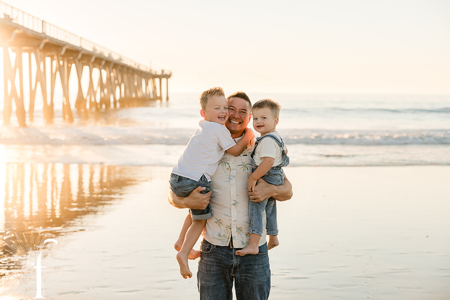 Hermosa Beach Pier Family Portraits | Bergstresser Family 