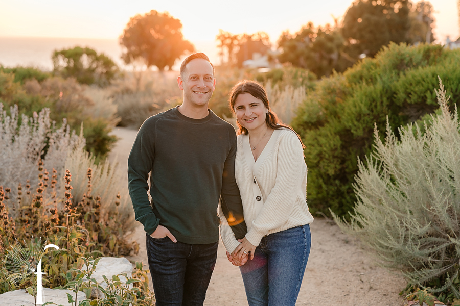 Lunada Day Cliff Engagement | Lindsay & Jason 