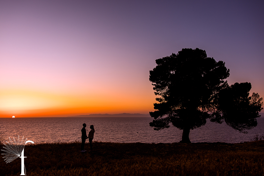 Lunada Day Cliff Engagement | Lindsay & Jason 