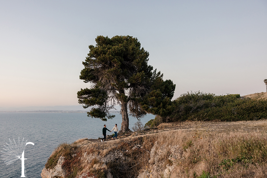 Lunada Day Cliff Engagement | Lindsay & Jason 