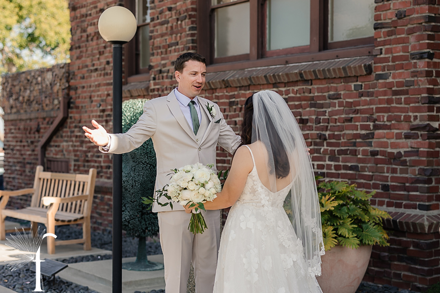 Long Beach Museum of Art Wedding | Sara and Cameron